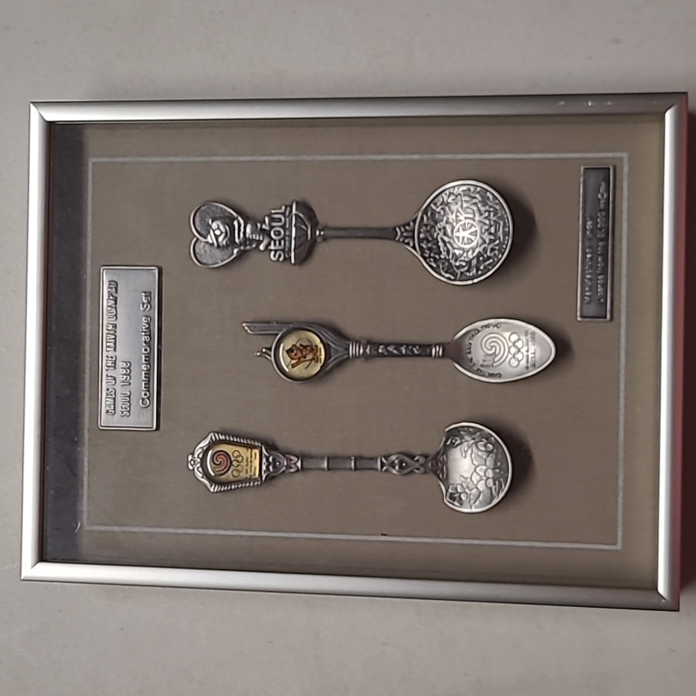 Vintage Game of XXIVTH Olympiad Seoul Korea ~ Antique Brass 3 Spoon Set 1988 !!!
